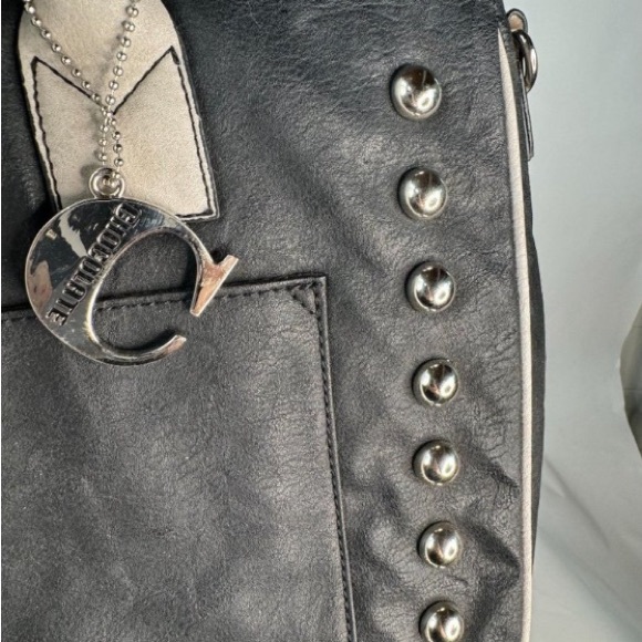 Chocolate Studded and Piped Edge Shoulder Bag OS Black Vegan Leather - Picture 3 of 10